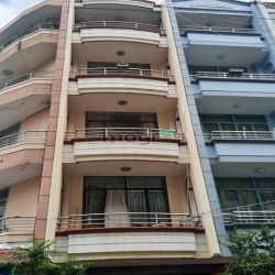 Xuống giá 15 tỷ! Bán gấp nhà Đ. Hoàng Sa Q. 1 – 4x14.1m – 5 Tầng