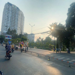 Nhà phố hẻm 55 Nguyễn Văn Công ngang 5.5m 60m2 3 lầu KD đa ngành 10.5T