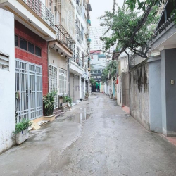 Bán nhà mặt ngõ 197 đường Hoàng Mai, Hoàng Mai 80m2, 3 tầng, MT 3m