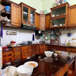 Bán Nhà 3 tầng kiệt ô tô Nguyễn Hoàng. 176m2 đất rộng rãi