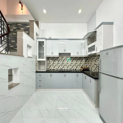 Bán nhà Trần Quang Diệu Quận 3 chỉ 8,8 tỷ