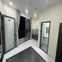Bán Tòa Nhà Căn Hộ Dịch Vụ Lê Văn Việt Lô Góc 210m2 x 4 tầng, 24phòng