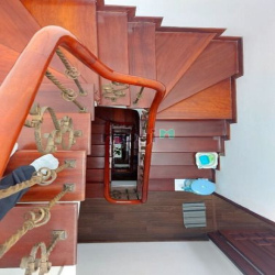 Nhà đẹp Tư Đình, cầu Trần Hưng Đạo, oto tránh, gara, 50m2, 5T, 9.5 tỷ.