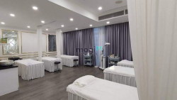 Cho thuê Spa MT Nguyễn Văn Thủ, Q1. Dt: 9,5x15m, Kc: hầm 6 tầng TM