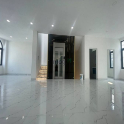 Mặt bằng kinh doanh 126m2 vinhomes quận 9 chủ 15tr