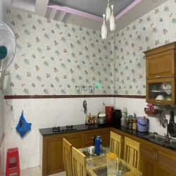 Tôi cần bán gấp nhà Phan Xích Long Q.PN 66m2 giá 2ty5 có bớt lộc