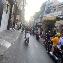 Bán nhà mặt tiền Tân Bình, gần ngã tư Bảy Hiền, ngang gần 6m; 70m2