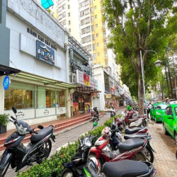 Cho thuê shophouse Sky Garden 2, mặt tiền Phạm Văn Nghị, Phú Mỹ Hưng