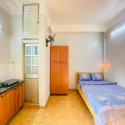 Căn Hộ Full Nội Thất Cửa Sổ Lộng Gió, 5' Qua KCX Tân Thuận Quận 7