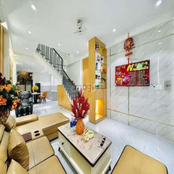 Chủ nhà để lại căn đ.Huỳnh Văn Bánh, p.13, q.Phú Nhuận 62.5m2/3tỷ6 SHR