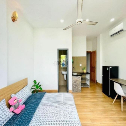 Studio có bancol full nội thất free xe Thống Nhất