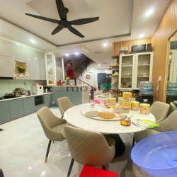 Nhà 4 tầng 60m² Phạm Văn Chiêu Phường 14 Gò Vấp