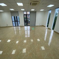 Văn Phòng 150m2 - trống suốt đường Nguyễn Thị Minh Khai - khutrung tâm