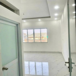 Nhà 3 lầu 4 phòng ngủ 5wc- Đường Tỉnh Lộ 10