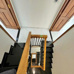 BÁN GẤP nhà 89 Nguyễn Thượng Hiền,P5,Bình Thạnh, 4 tỷ9,70m2 , sổ sạch