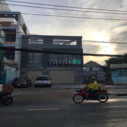 Cho thuê nhà Nguyễn thị Định. P Thạnh Mỹ Lợi. Q2 - Dt 6x22m. 1 lầu.