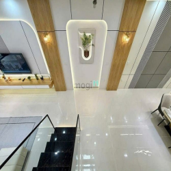 Bán nhà hẻm 4m đường Quang Trung, P.10, 4,6 x 15, 3 lầu giá 7.9 tỷ tl