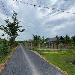 Đồng Khởi - Châu Thành  ♦️ Giáp ranh TP Tây Ninh, về Vincom 13km. Thẳn