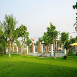 Bán Biệt thự vườn DT 2483m2. Trung Lập Thượng. Giá 9 tỷ