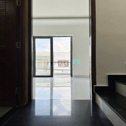 NHÀ MỚI ĐẸP HẺM XE HƠI 6M, Trường Lưu 123m2 DTSD, 3PN, Nhỉnh 4 Tỷ