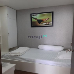 Cho thuê căn 2PN Saigon Royal Quận 4 full nội thất giá 18 triệu/tháng