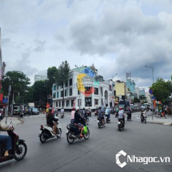 Cho thuê nhà GÓC 2MT số 584-586-588 đường Hậu Giang, Phường 11, Quận 6