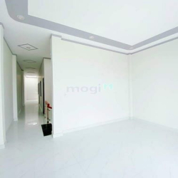 Bán Gấp Nhà Mới 1 Trệt 1 Lầu Ngay dự án Lavender City, Thổ Cư 100% SHR