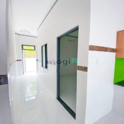 Bán Gấp Nhà Mới 1 Trệt 1 Lầu Ngay dự án Lavender City, Thổ Cư 100% SHR