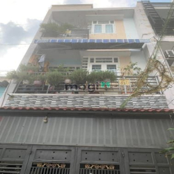 Bán nhà 3 tầng, 50m2, HXH tới cửa, Nguyễn Thị Đặng, quận 12, chỉ 4.3tỷ
