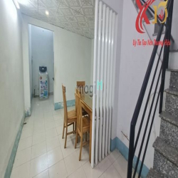Chủ giảm 300tr! Nhà Hẻm Xe Hơi ngay vòng xoay Biên Hùng, 3 phòng ngủ