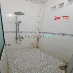 Chủ giảm 300tr! Nhà Hẻm Xe Hơi ngay vòng xoay Biên Hùng, 3 phòng ngủ