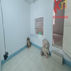 Chủ giảm 300tr! Nhà Hẻm Xe Hơi ngay vòng xoay Biên Hùng, 3 phòng ngủ