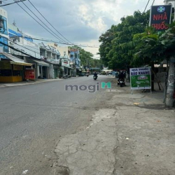 Bán Nhà Mặt Tiền Đường Hoàng Bật Đạt, Phường 15, Quận Tân Bình