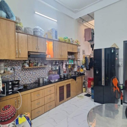 CC Bán nhà HXH Nguyễn Văn Khối, P11, GV, 4 x 18m, giá: 6.8 tỷ TL