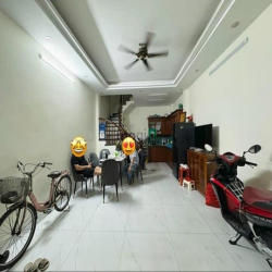 bán nhà 2ty450 còn TL trước tết, Thái Phiên, Quận 11, 1T-2L, 3PN-3WC