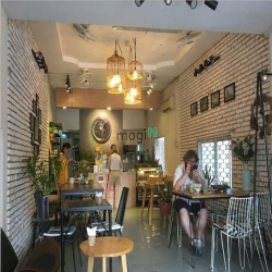 MẶT BẰNG QUỐC HƯƠNG nhà hàng, coffe, vị trí đẹp 4,5x20m. Giá 53tr/th