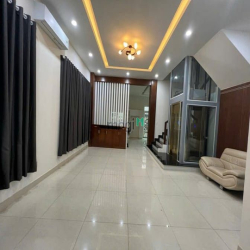 Bán biệt thư giá tốt KDC Him Lam Quận 7- DT 10X20M, Hầm trệt 3 tầng