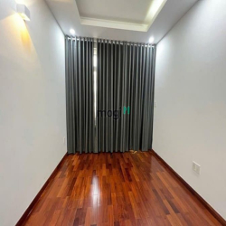 Bán biệt thư giá tốt KDC Him Lam Quận 7- DT 10X20M, Hầm trệt 3 tầng