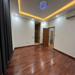 Bán biệt thư giá tốt KDC Him Lam Quận 7- DT 10X20M, Hầm trệt 3 tầng