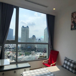 Kẹt tiền bán gấp CH Vinhomes Central Park,BT, 66m2,1tỷ750. Có Sô