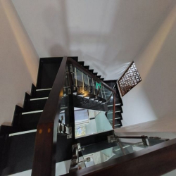 BIỆT THỰ SÂN VƯỜN - Nguyễn Văn Quá- HXH - 120m2(6 x 20)- 2 tầng BTCT