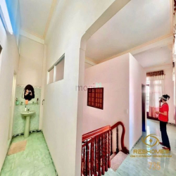 Bán nhà gần chợ Lý Văn Sâm, Tam Hiệp, sổ hồng 144m2 xây 2 tấm kiên cố