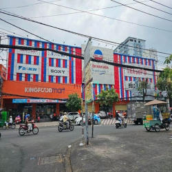 Nhà đất kDC 502 Huỳnh Tấn Phát, gần nhà thi đấu đa năng Q7. Có vài sp.