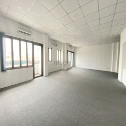 Cho thuê VP 80m2 Mặt tiền Phan Đình Giót-Khu sân bay giá tốt