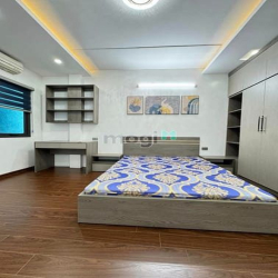 Quan Nhân Nhà Đẹp Ở Ngay 30m/5 tầng chỉ 5.7 tỷ.
