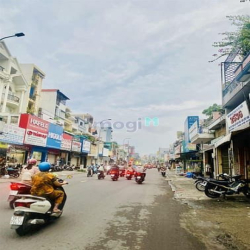 *bán nhà mặt tiền lạc long quân, ngay cây xăng (150tr/m2) chợ tân bình