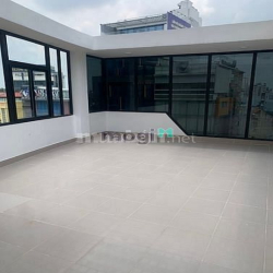 Cho thuê tòa nhà 450m2 đường Nguyễn Văn Trỗi, P.8, Q. Phú Nhuận