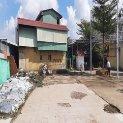 Cho thuê đất trống mặt tiền Nguyễn Duy Trinh gần Cầu XD (16x22m Giá TL