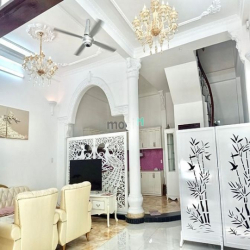 Cho thuê biệt thự Mặt tiền 19 Hậu Giang, Phường 4, Tân Bình