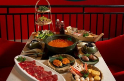 Cần sang quán ăn vị trí đẹp đường Song Hành Q2. Giá sang 2 tỷ VND.